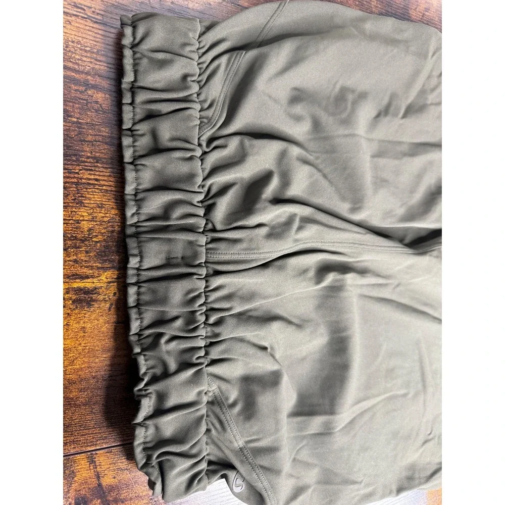 Lululemon On the Fly Jogger Pants Olive Green‎ Drawstring Elastic Waist Women 4